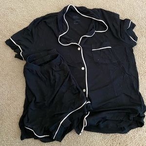 Target PJ set size small, black